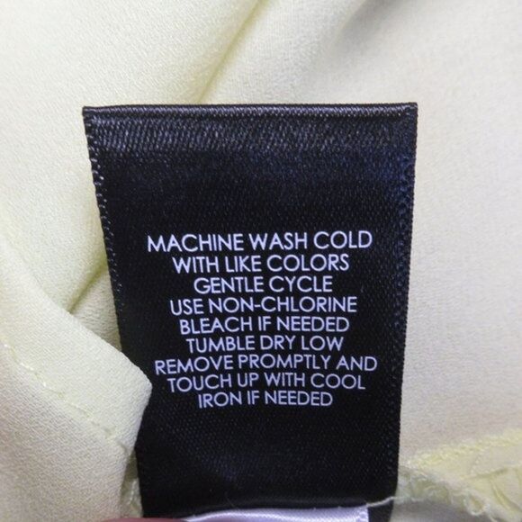 TORRID Peplum Georgette Button/Tie Front Top Plus Sz 2 (2X 18-20) Sunny Lime NWT - Picture 7 of 10